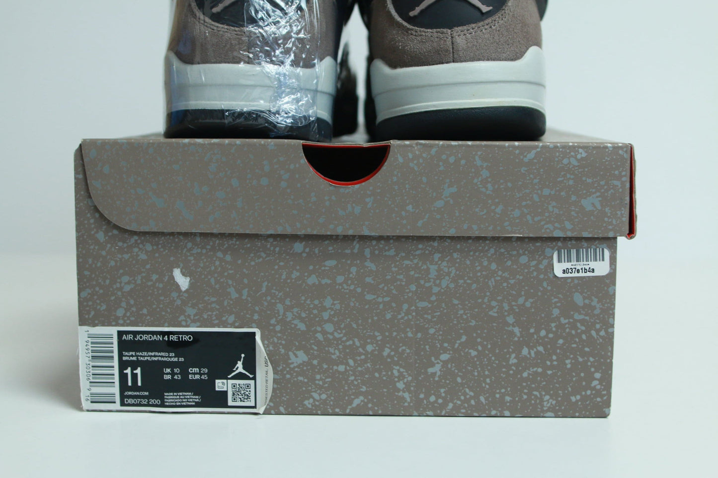 AJ4 TAUPE HAZE USED 11M