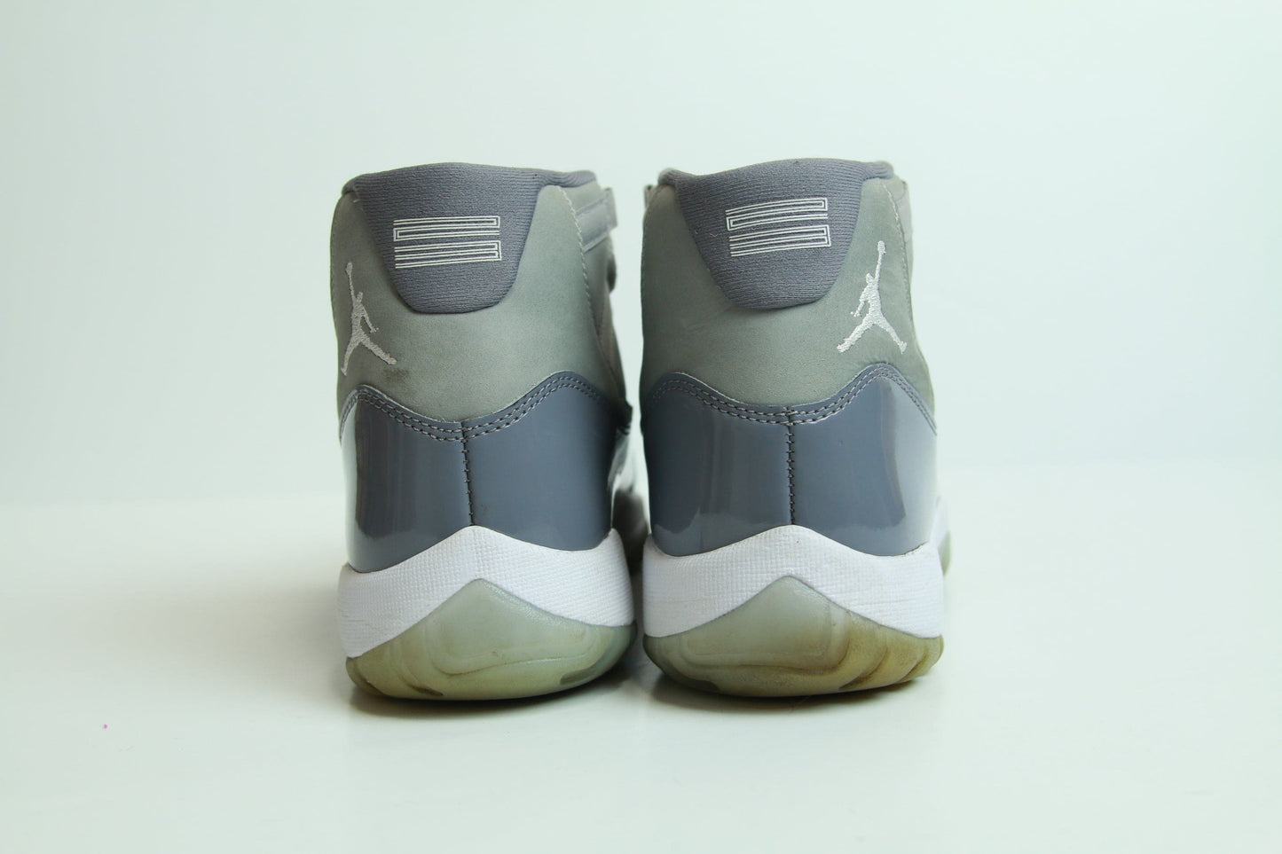 AJ11 COOL GREY USED 8M