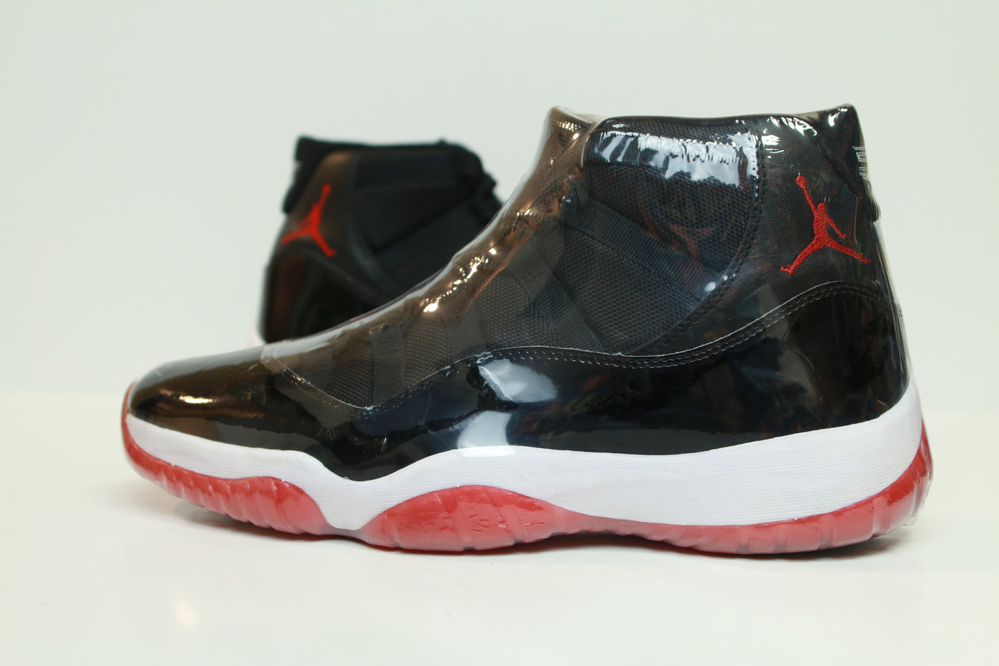 AJ11 BRED USED SIZE 12M