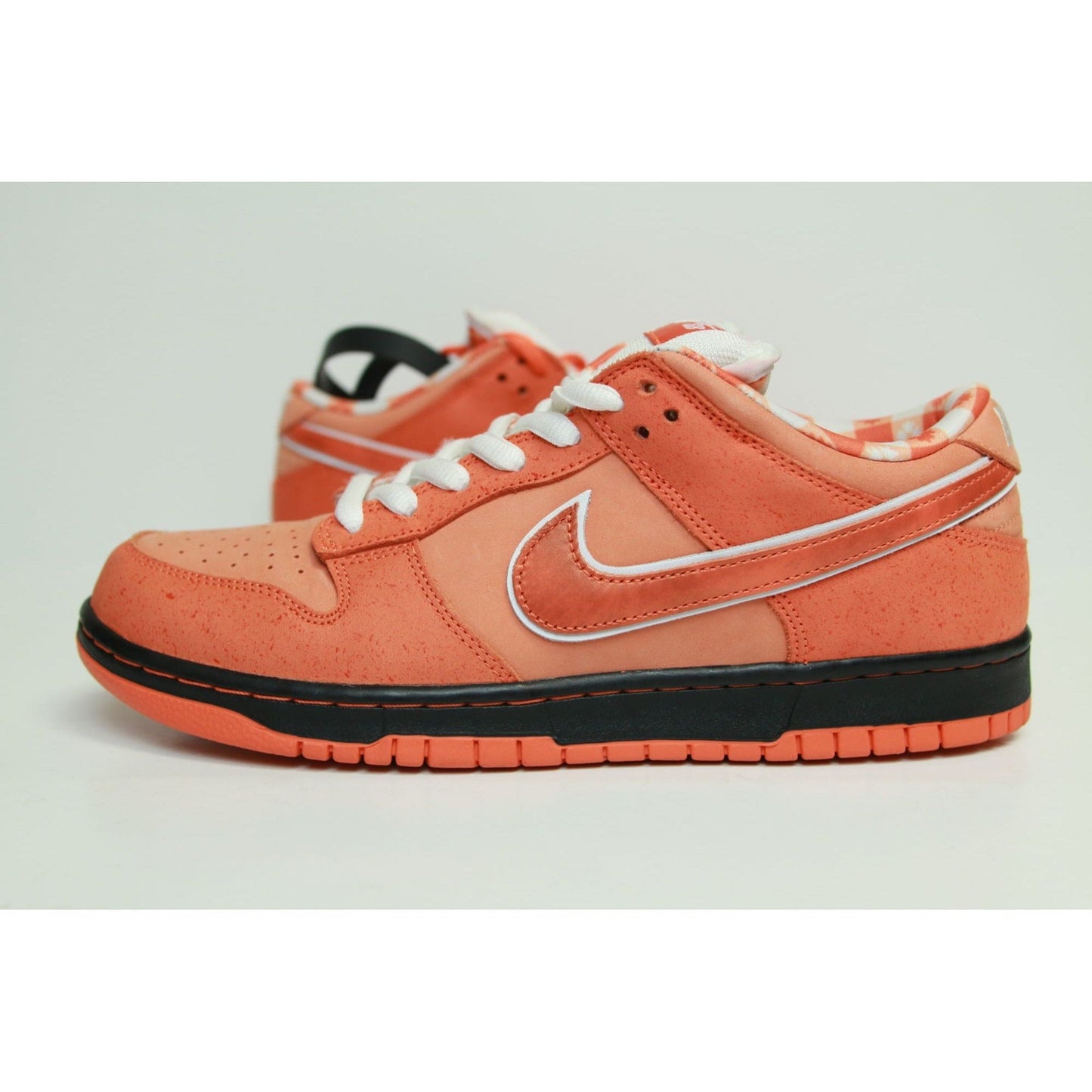 NIKE SB ORANGE LOBSTER USED 10.5M